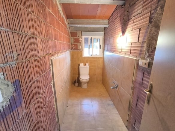 6 Bed 2 Bath Country House in La Zarza - Caza De Casa