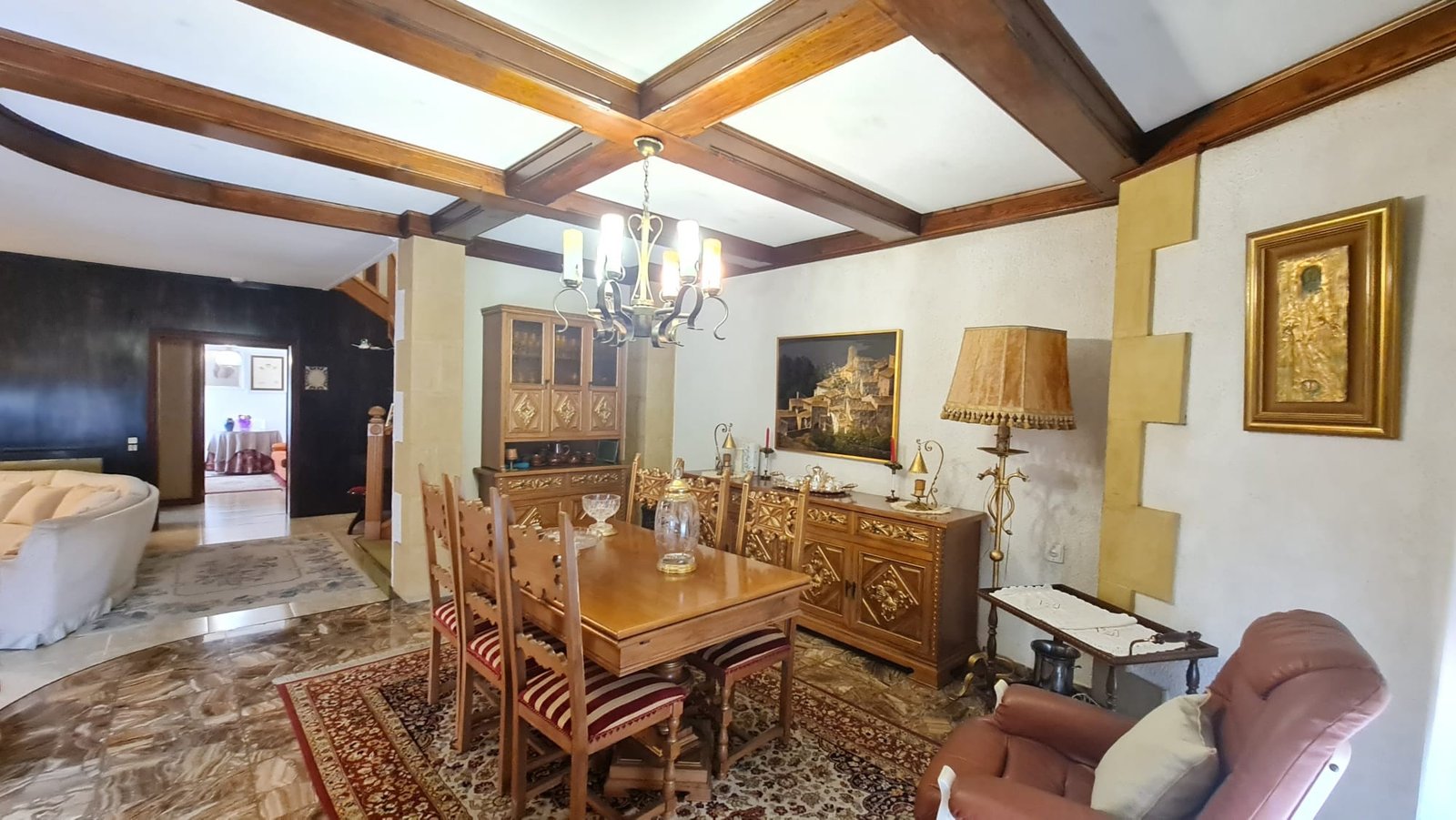 4 Bedroom 3 Bathroom Town House in Elda - Caza De Casa