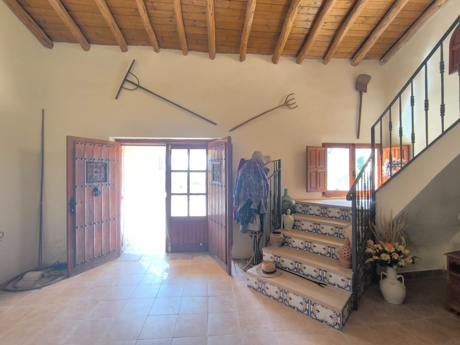 e25d3b168d1b54e6 4 Bedroom 2 Bathroom Villa in Chinorlet - Caza De Casa