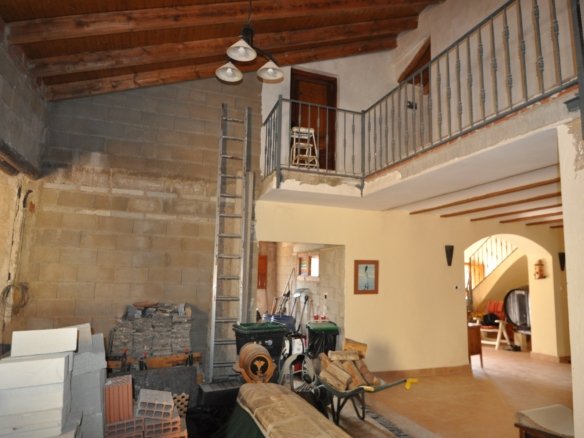 4 Bedroom 2 Bathroom Villa in Chinorlet - Caza De Casa