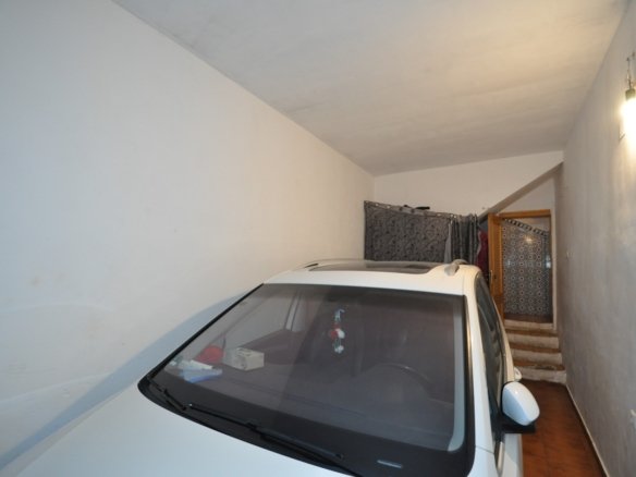 6 Bedroom 3 Bathroom Town House in Pinoso - Caza De Casa