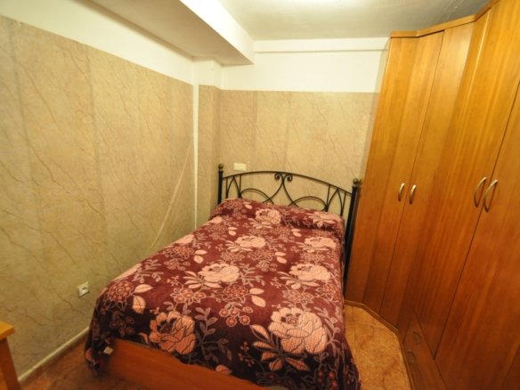6 Bedroom 3 Bathroom Town House in Pinoso - Caza De Casa
