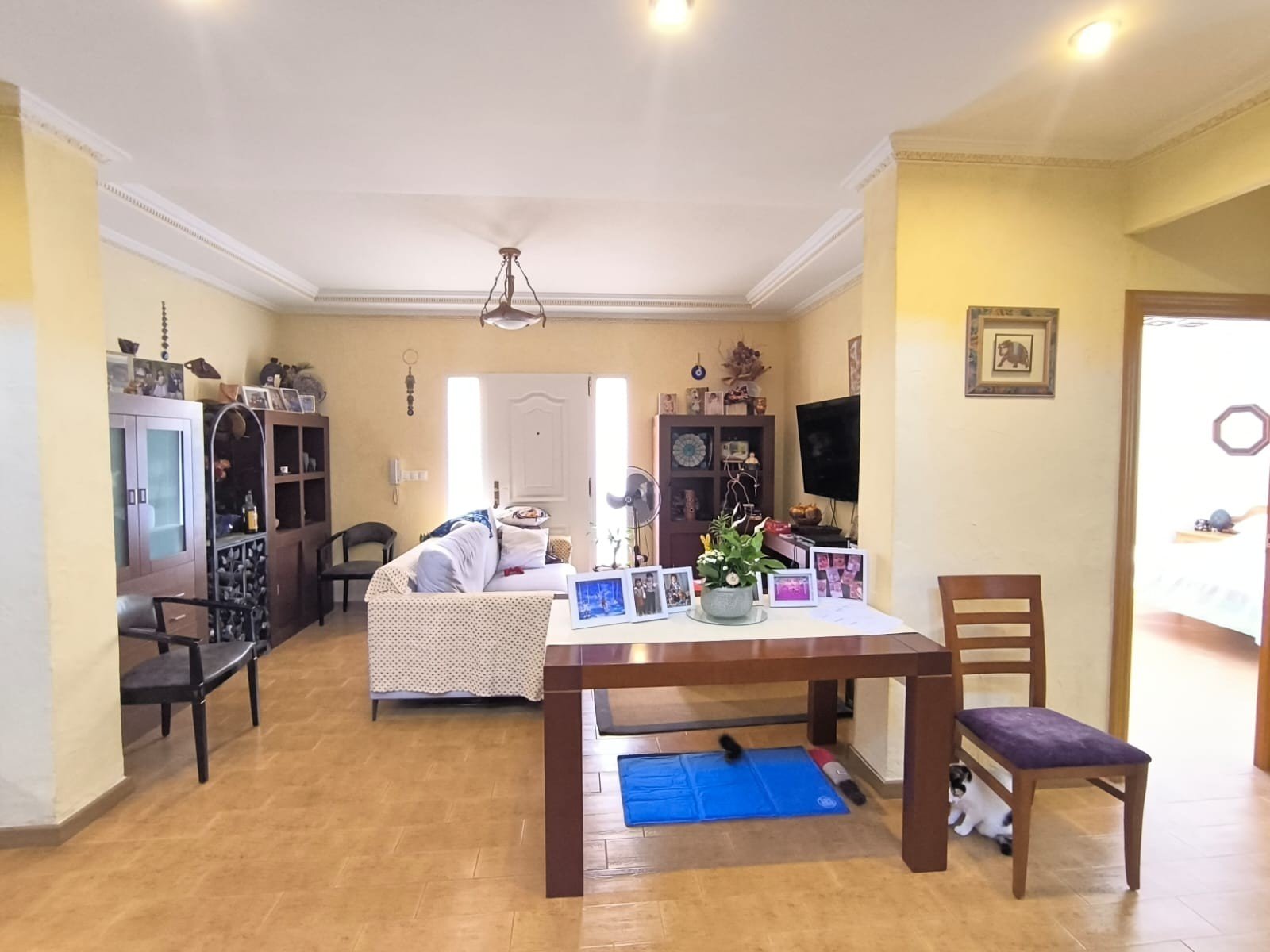 e6fea4a28d903d93 6 Bedroom 3 Bathroom Villa in Yecla - Caza De Casa
