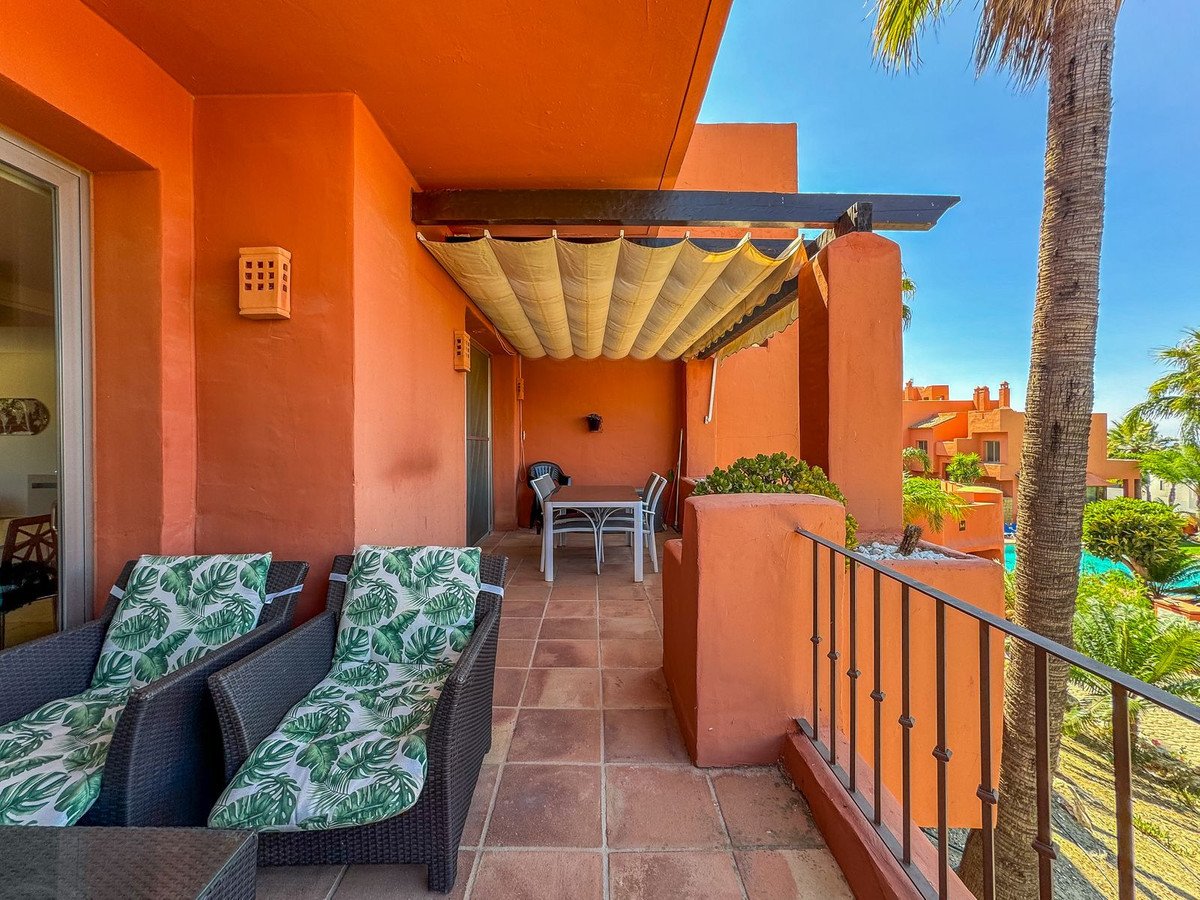 4 Bedroom 3 Bathroom Town House in Manilva - Caza De Casa