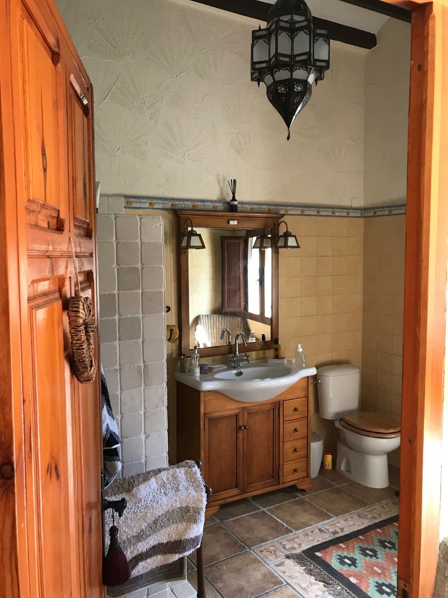 5 Bedroom 2 Bathroom Country House in Monóvar/Monóver - Caza De Casa