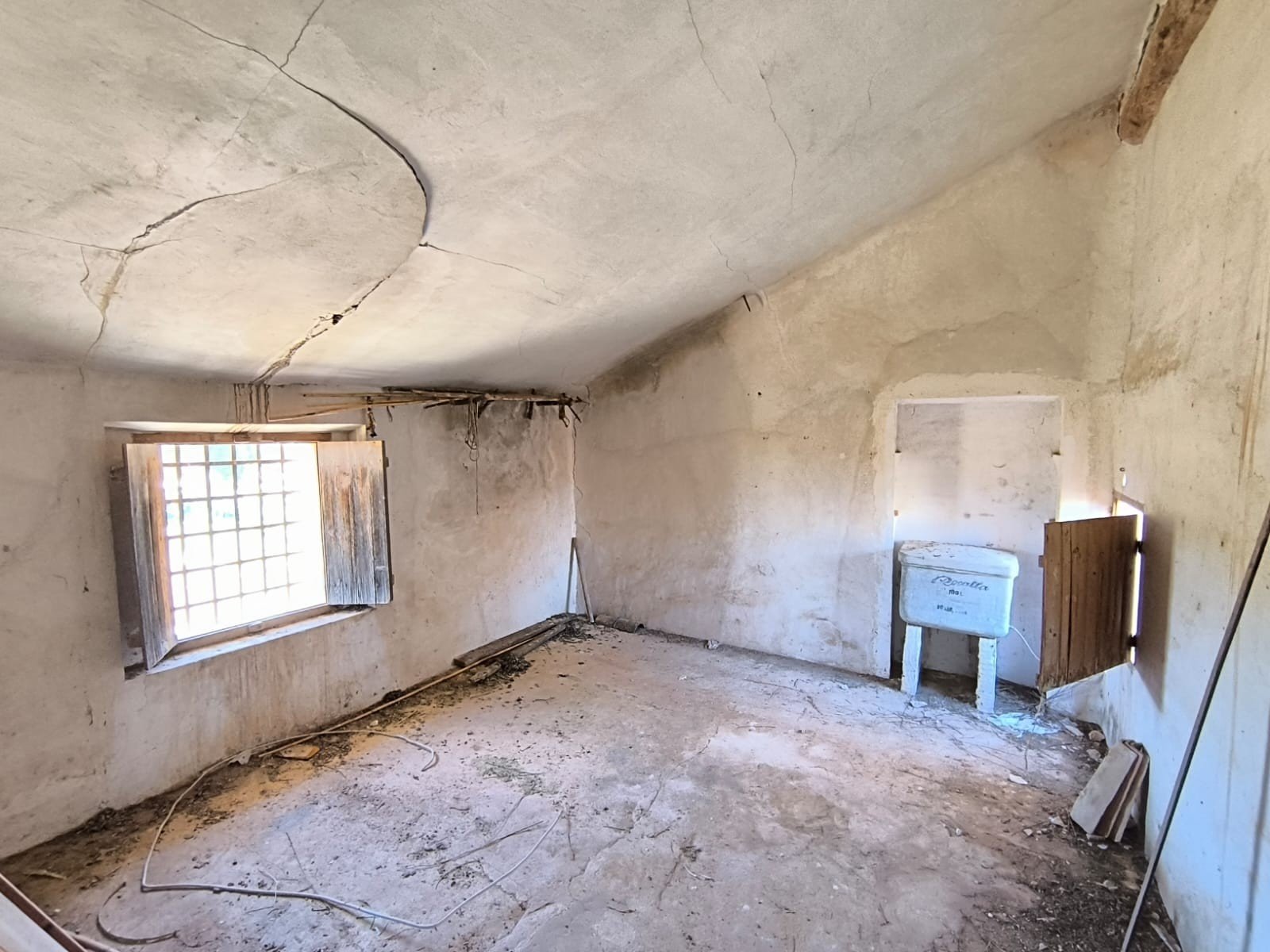 3 Bedroom 1 Bathroom Country House in Yecla - Caza De Casa