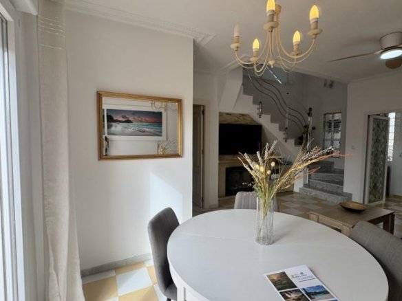 4 Bedroom 2 Bathroom Villa in Torrevieja - Caza De Casa
