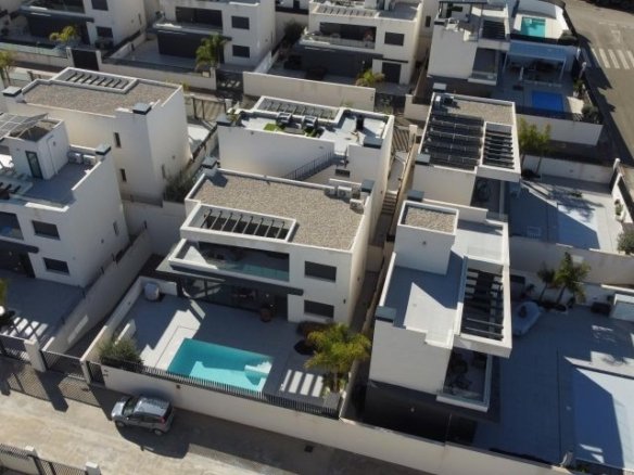 3 Bedroom 2 Bathroom Villa in Algorfa - Caza De Casa