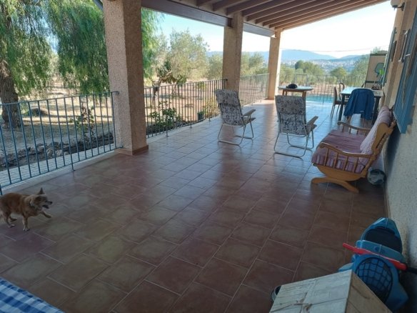 5 Bedroom 2 Bathroom Country House in Yecla - Caza De Casa