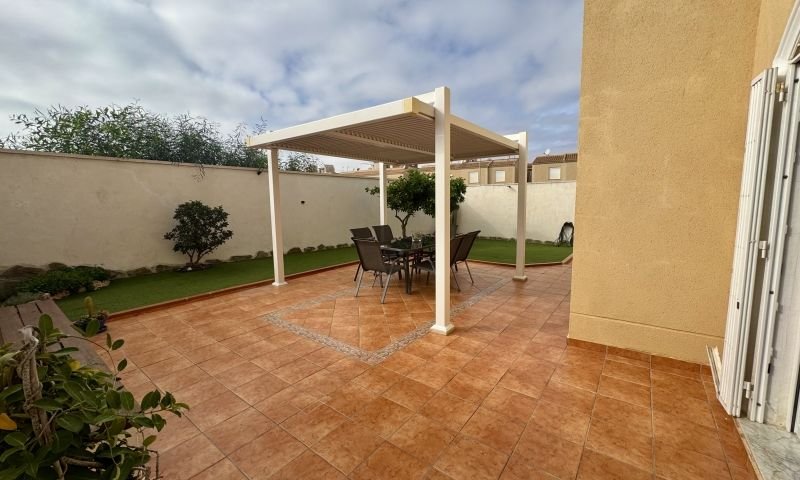 f78cb0da-img-6579 4 Bedroom 2 Bathroom Villa in Torrevieja - Caza De Casa