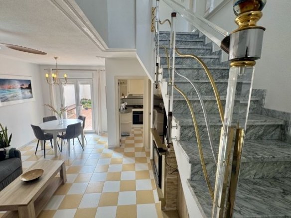 4 Bedroom 2 Bathroom Villa in Torrevieja - Caza De Casa
