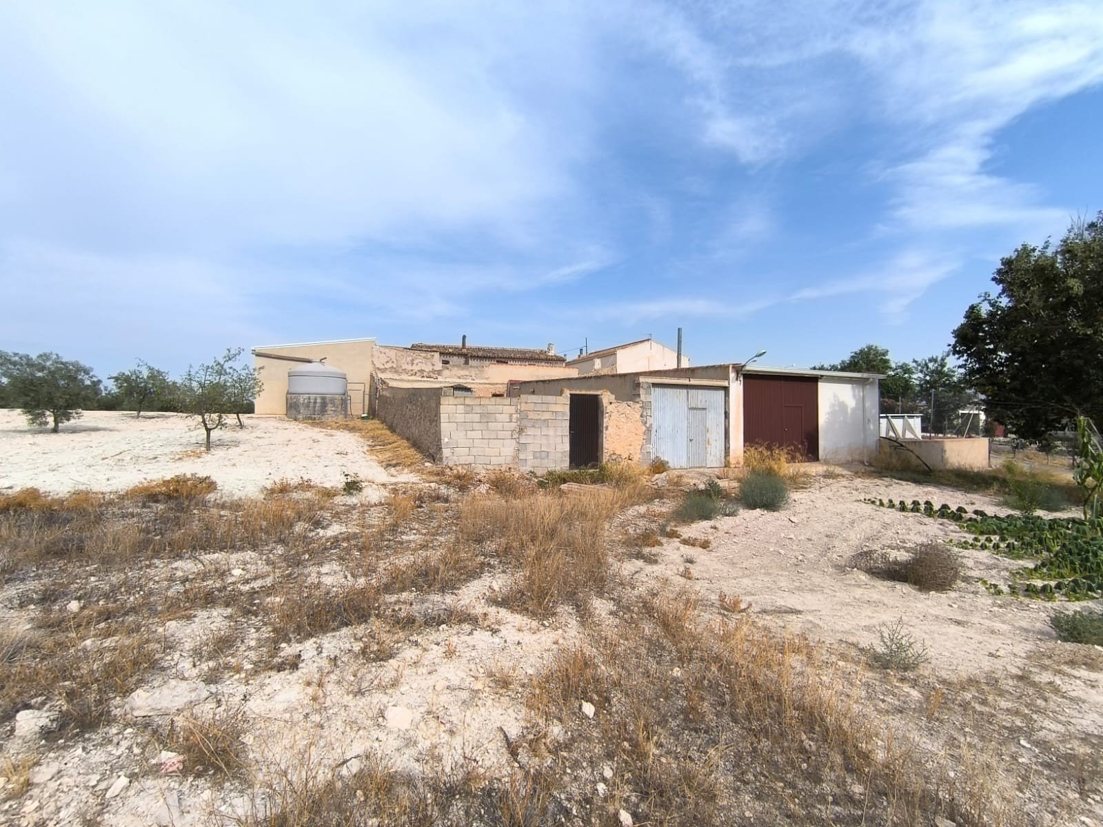 6 Bed 2 Bath Country House in Jumilla - Caza De Casa