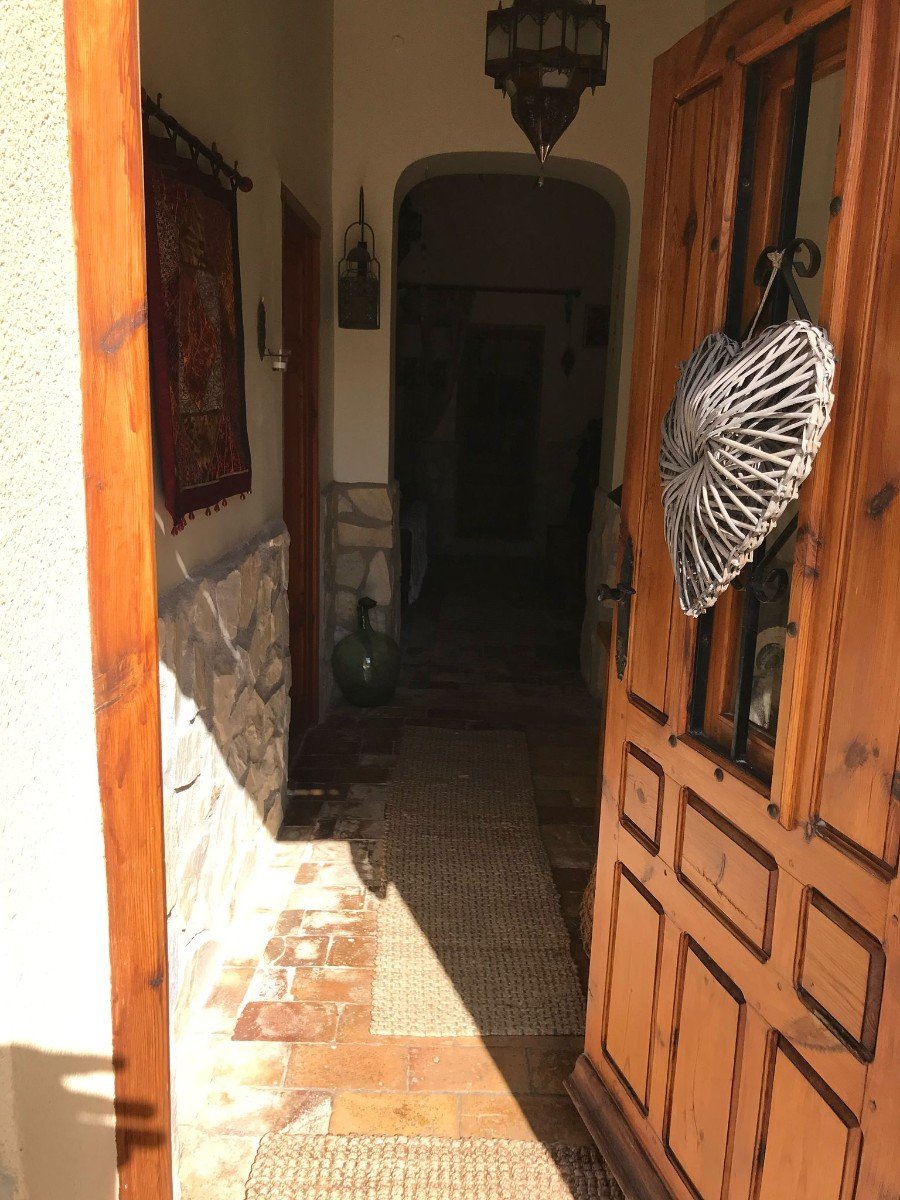 5 Bedroom 2 Bathroom Country House in Monóvar/Monóver - Caza De Casa