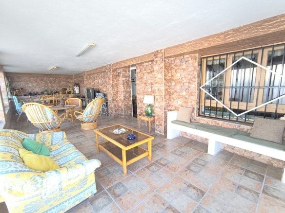 5 Bedroom 1 Bathroom Country House in Monóvar/Monóver - Caza De Casa