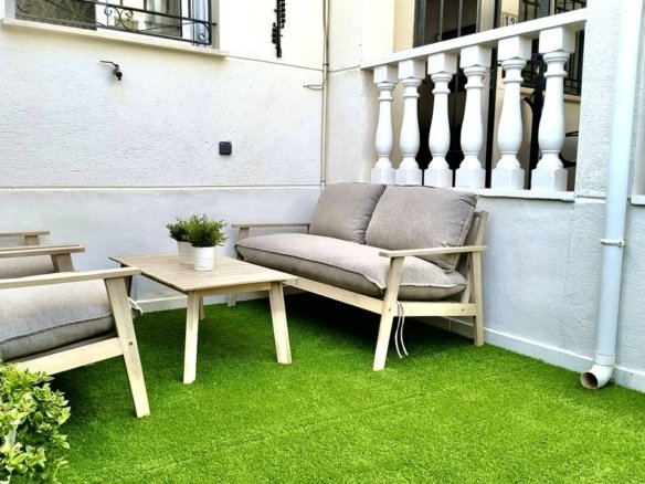 3 Bed 2 Bath Town House in Los Altos - Caza De Casa