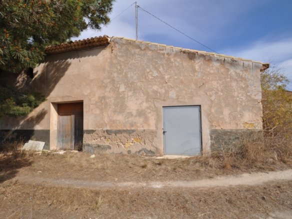 4 Bedroom Country House in Monóvar/Monóver - Caza De Casa
