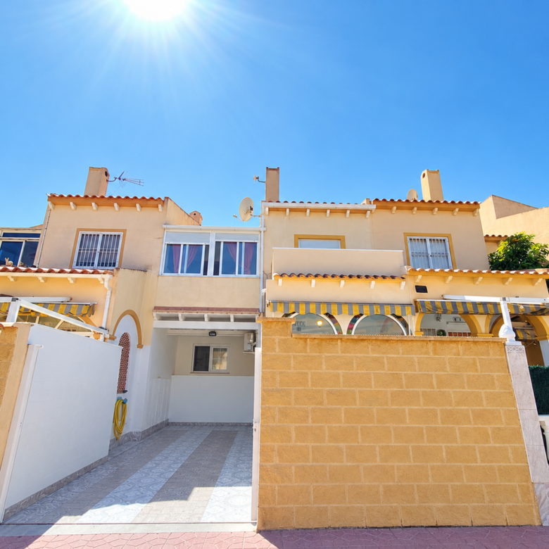 2 Bedroom 2 Bathroom Town House in Playa Flamenca - Caza De Casa