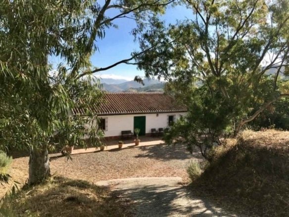 2 Bedroom 1 Bathroom Finca in Alora - Caza De Casa