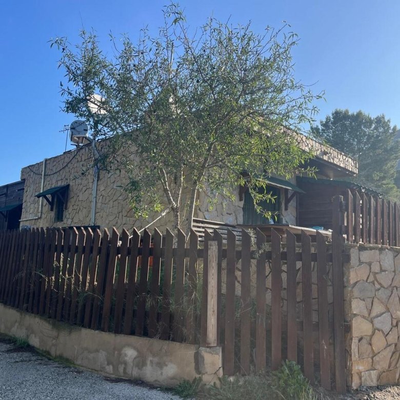 3 Bed 2 Bath Finca in Gea Y Truyols - Caza De Casa