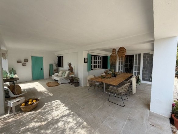 5 Bedroom 5 Bathroom Finca in Gea Y Truyols - Caza De Casa