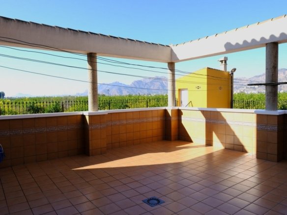5 Bedroom 3 Bathroom Finca in Orihuela - Caza De Casa