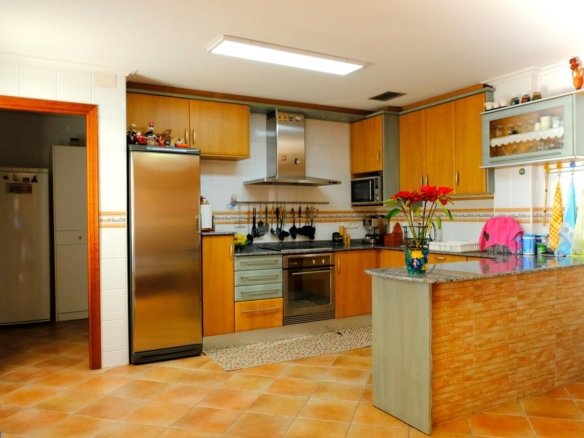 5 Bedroom 3 Bathroom Finca in Orihuela - Caza De Casa