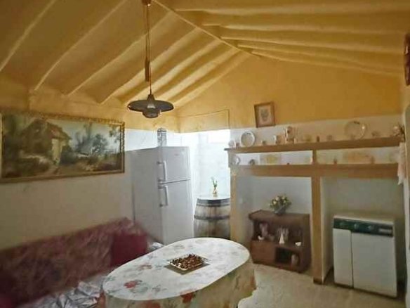 3 Bedroom 2 Bathroom Finca Penthouse in Villanueva de Algaidas - Caza De Casa