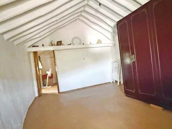 3 Bedroom 2 Bathroom Finca Penthouse in Villanueva de Algaidas - Caza De Casa