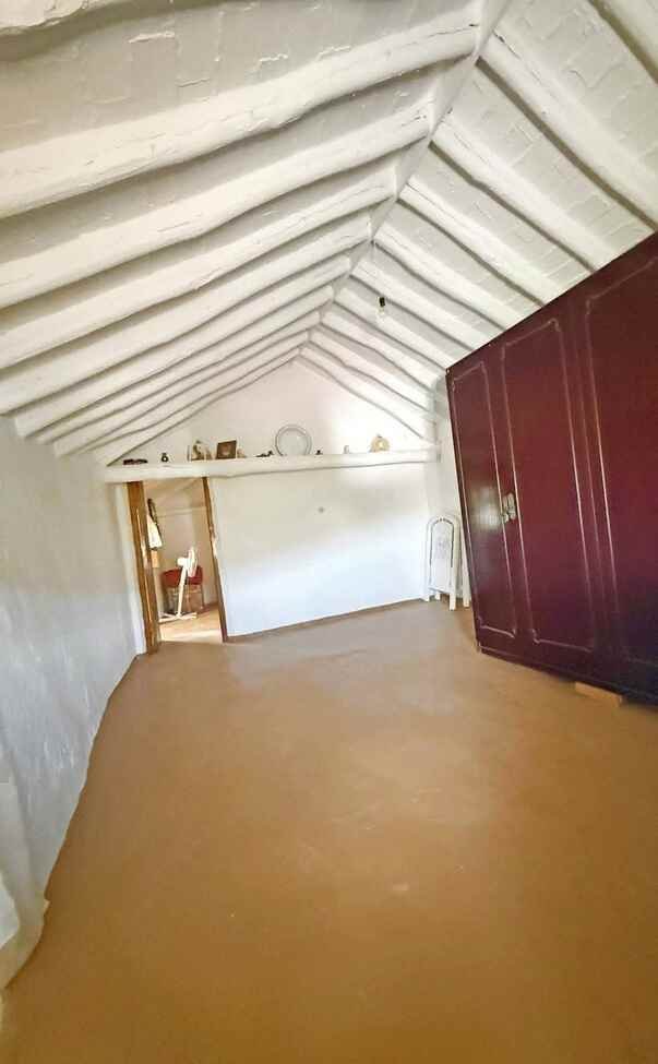 3 Bedroom 2 Bathroom Finca Penthouse in Villanueva de Algaidas - Caza De Casa