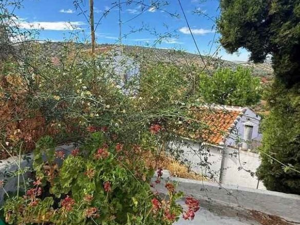 3 Bedroom 2 Bathroom Finca Penthouse in Villanueva de Algaidas - Caza De Casa