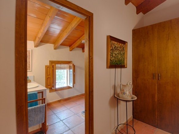 4 Bedroom 2 Bathroom finca in Gata de Gorgos - Caza De Casa