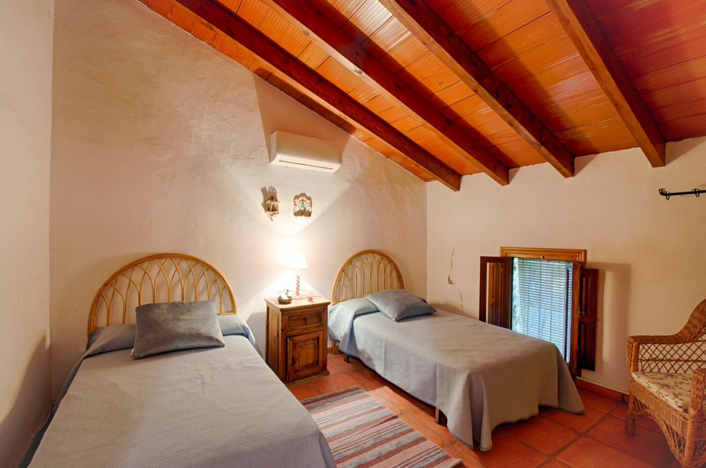 4 Bedroom 2 Bathroom finca in Gata de Gorgos - Caza De Casa