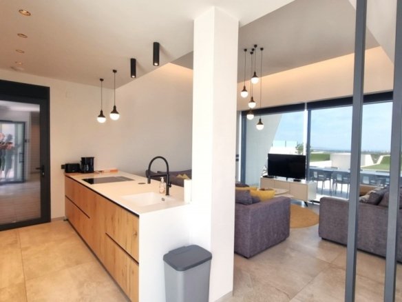 4 Bed 4 Bath Villa in Rojales - Caza De Casa