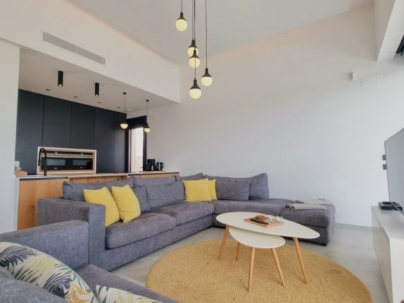 4 Bed 4 Bath Villa in Rojales - Caza De Casa