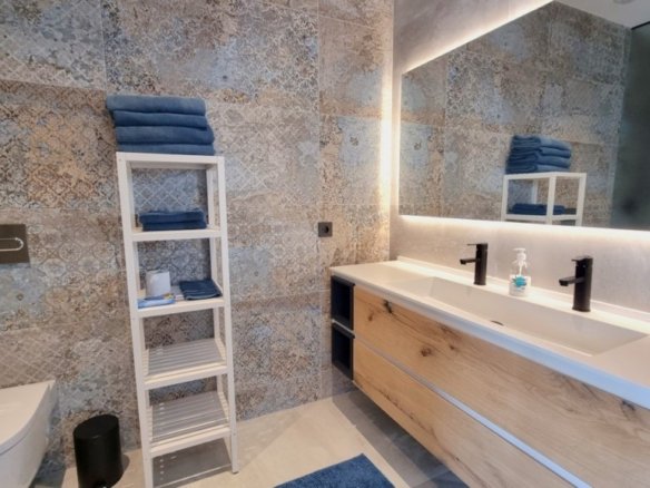 4 Bed 4 Bath Villa in Rojales - Caza De Casa