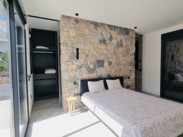4 Bed 4 Bath Villa in Rojales - Caza De Casa