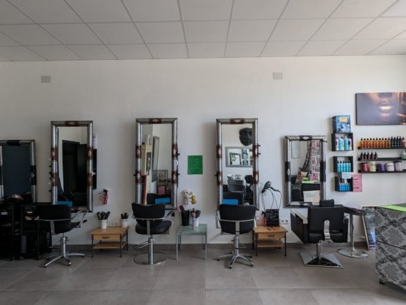 Commercial in Lo Crispin - Caza De Casa