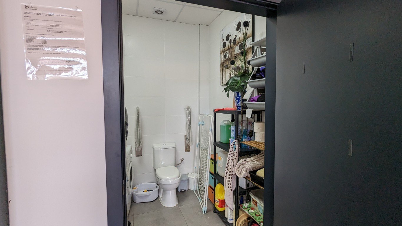 Commercial in Lo Crispin - Caza De Casa
