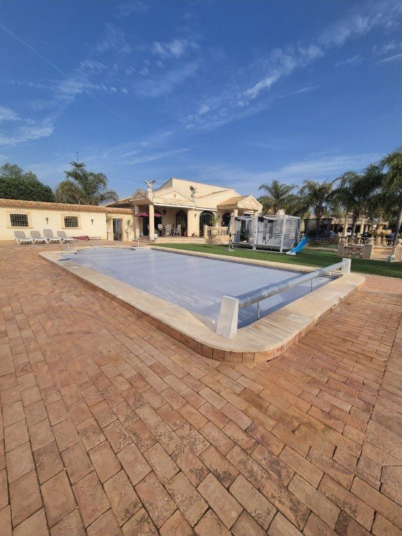4 Bedroom 3 Bathroom Finca in Daya Vieja - Caza De Casa