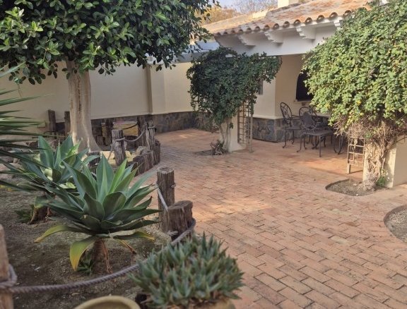 4 Bedroom 3 Bathroom Finca in Daya Vieja - Caza De Casa