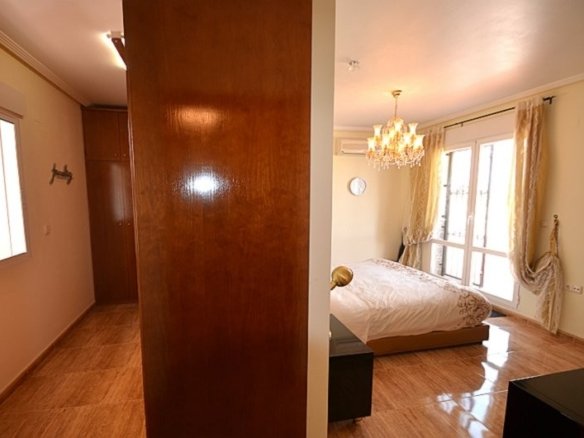 4 Bedroom 3 Bathroom Villa in Campos del Río - Caza De Casa
