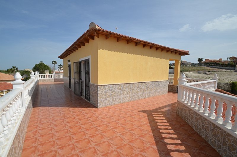 full_1537146_66477210 4 Bedroom 3 Bathroom Villa in Campos del Río - Caza De Casa