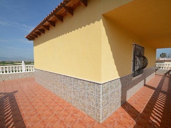 4 Bedroom 3 Bathroom Villa in Campos del Río - Caza De Casa