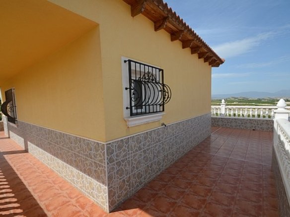 4 Bedroom 3 Bathroom Villa in Campos del Río - Caza De Casa