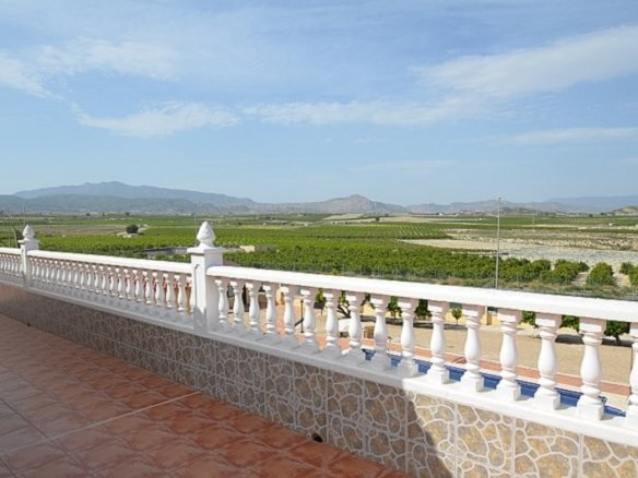 4 Bedroom 3 Bathroom Villa in Campos del Río - Caza De Casa