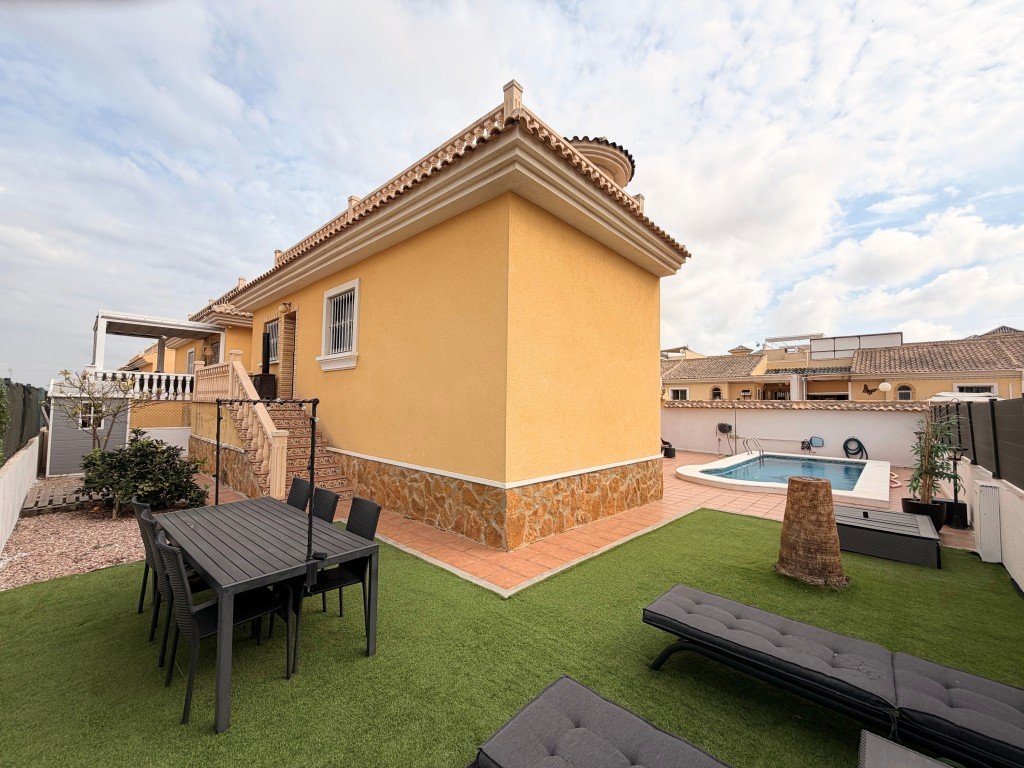 full_1569504_67258583 4 Bedroom 3 Bathroom Villa in Lo Crispin - Caza De Casa