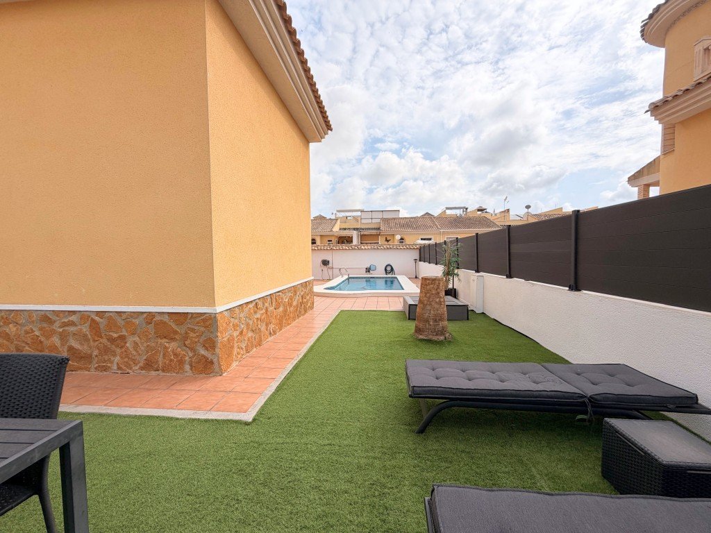 full_1569504_67258584 4 Bedroom 3 Bathroom Villa in Lo Crispin - Caza De Casa
