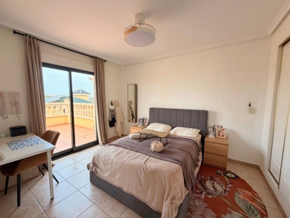 4 Bedroom 3 Bathroom Villa in Lo Crispin - Caza De Casa