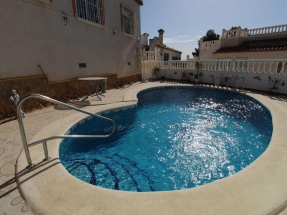 3 Bed 2 Bath Villa in San Miguel de Salinas - Caza De Casa