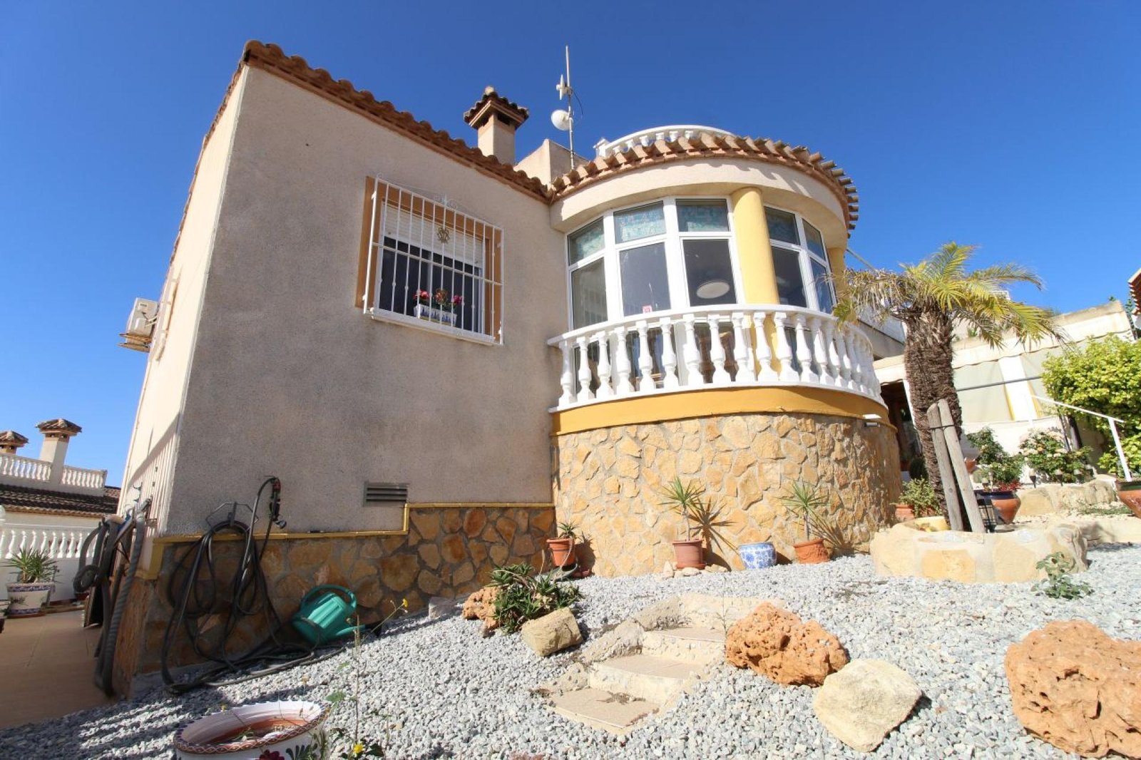 3 Bed 2 Bath Villa in San Miguel de Salinas - Caza De Casa